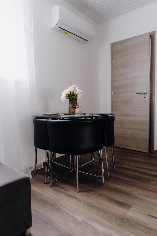 Nyirfa Apartman Vonyarcvashegy Eksteriør bilde